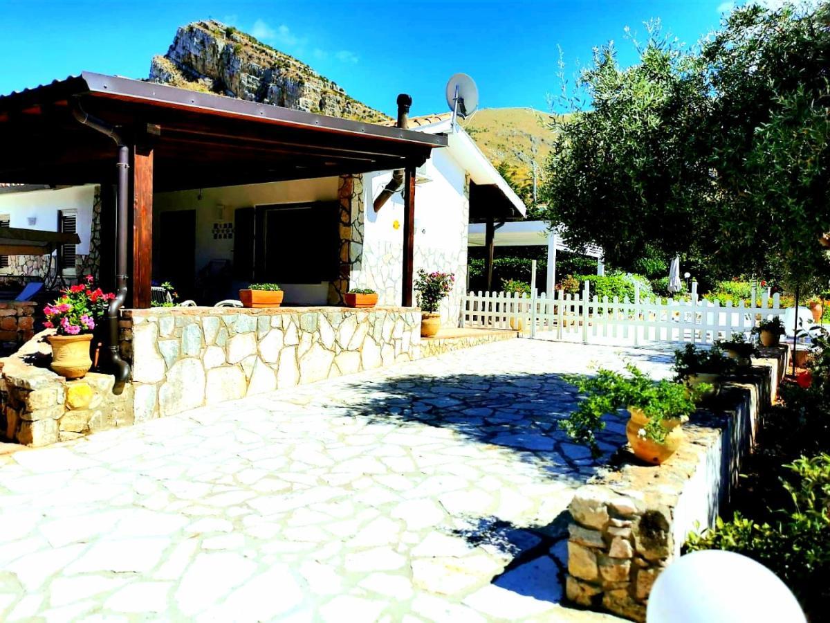 Villa Hibiscus Castellammare del Golfo Zewnętrze zdjęcie